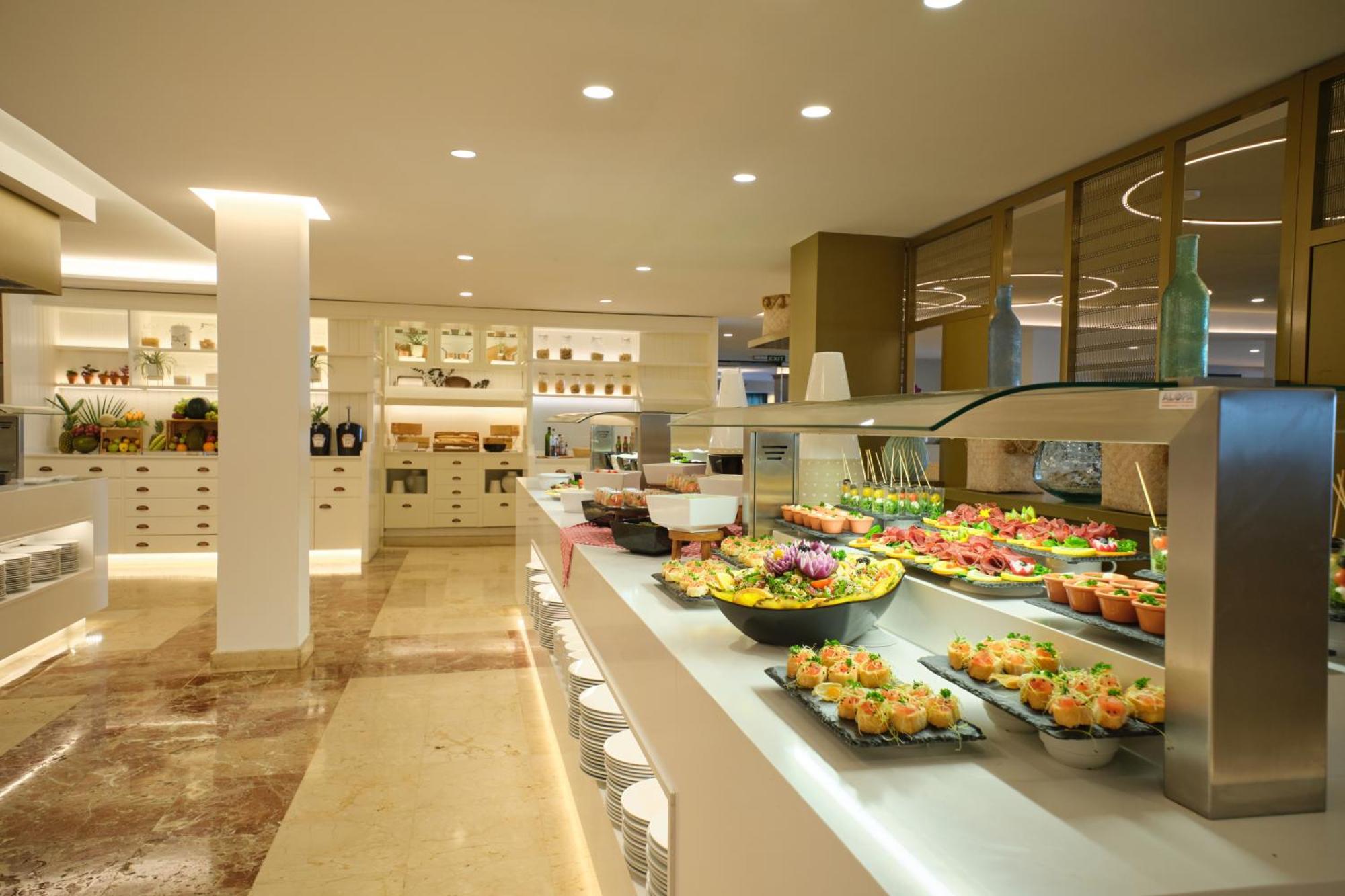 桑卡流绿洲Spa酒店 Palmanova 外观 照片